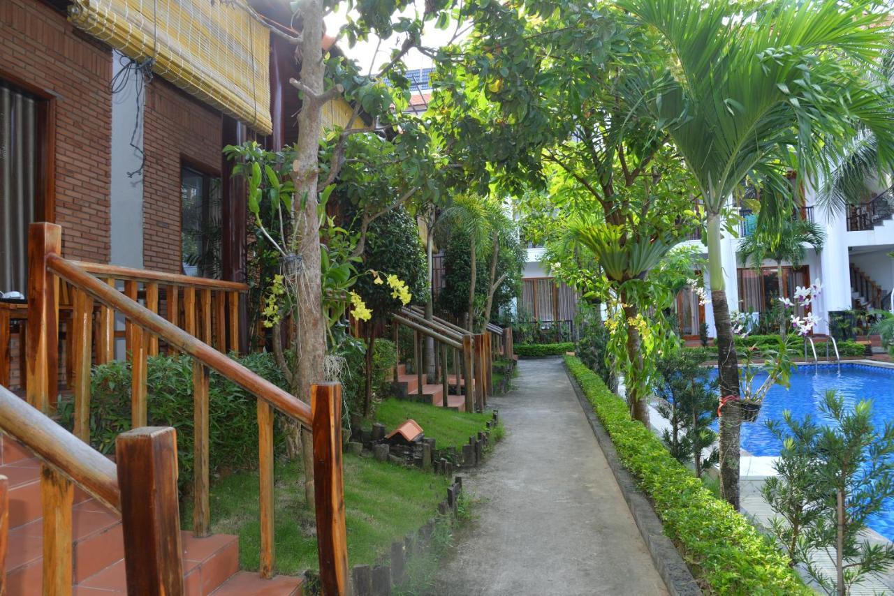Dong Xuan Hong Hotel Phu Quoc Exterior photo
